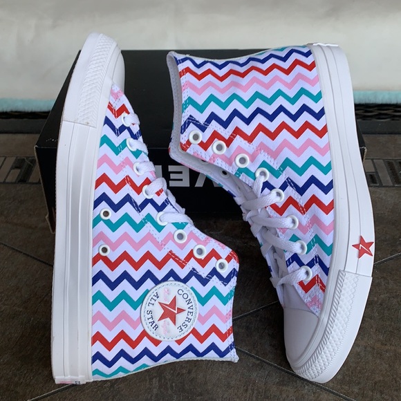 CONVERSE CTAS HI WHITE/UNIVERSITY RED WMNS - Picture 6 of 13